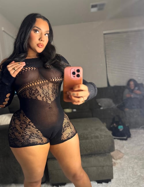 ✅STRICTLY PAYMENT IN PERSON✅💦MULTIPLE CUM💦✅💯CLEAN ✅3 HOLES FUCk