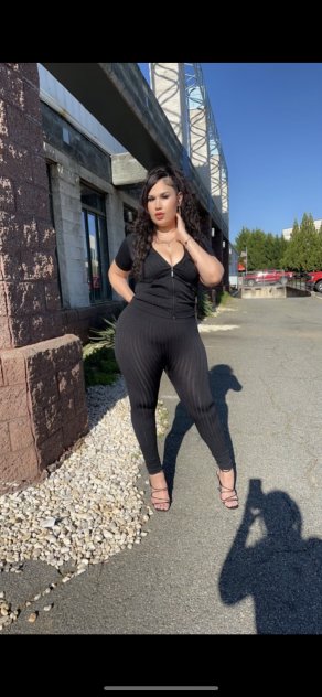 Im your fantasy, I can make them and all your dreams cum true🥛