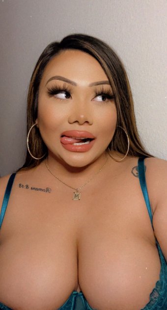 Exotic Filipina Bombshell 💕
