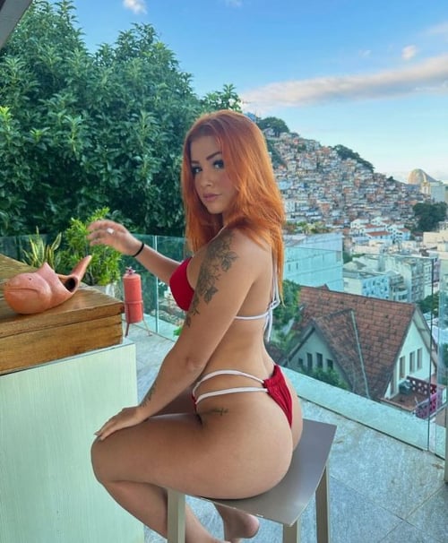 I’m available for both incall and outcall