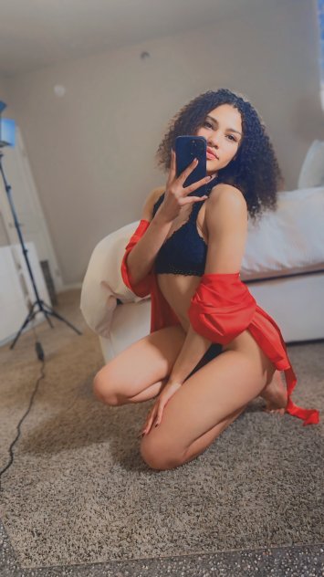 Come Treat Yourself To My Georgia Peach