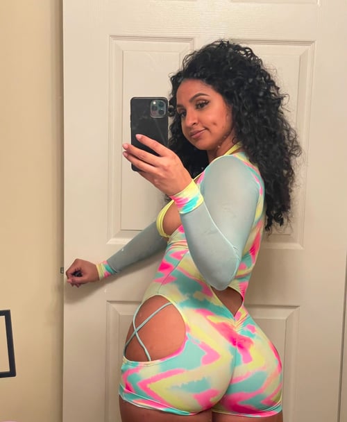 I AM AVAILABLE NOW