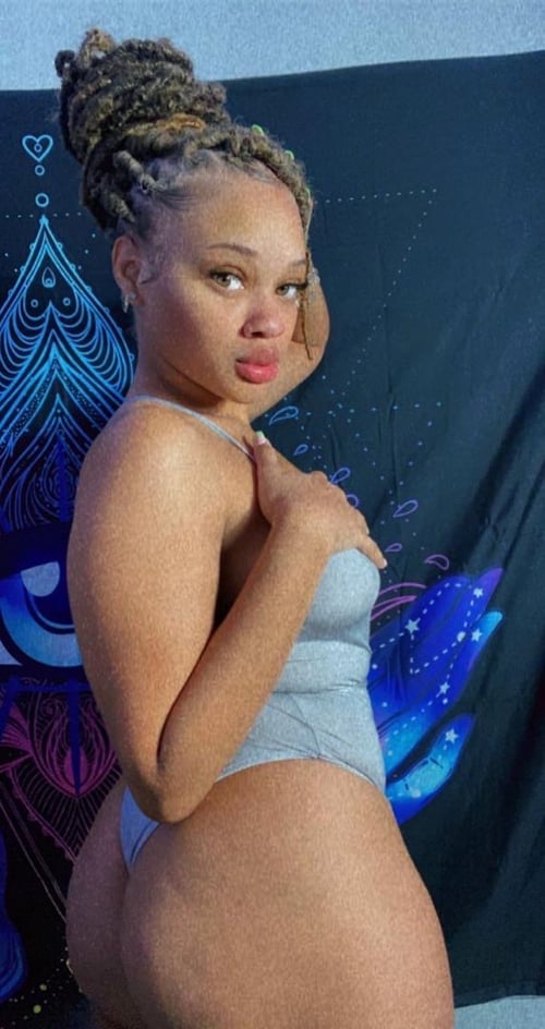 REAL ✅CLEAN WET P***Y 🥰 BIG ASS 🍑💄GFE💄 🍆🍑 @ +1 (517) 302-6975