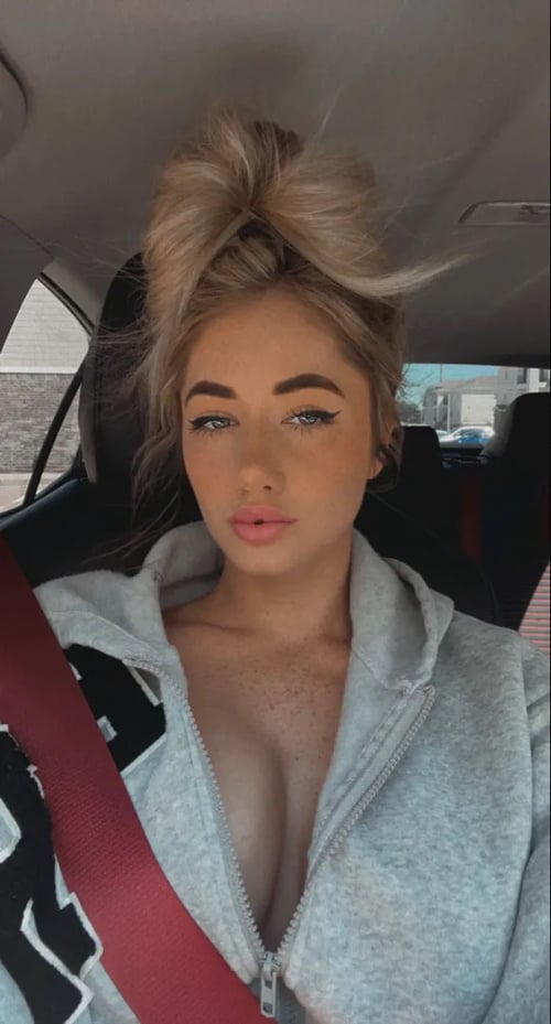 Satisfying your every desire. Wet N Ready outcalls/incalls/cardates