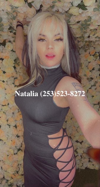 Your FAV Brazillian Bombshell Is Back!!