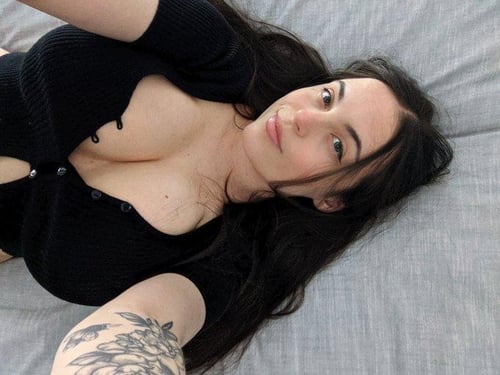 Jeannette Available for Incall and outcalls +1(929) 483-4758