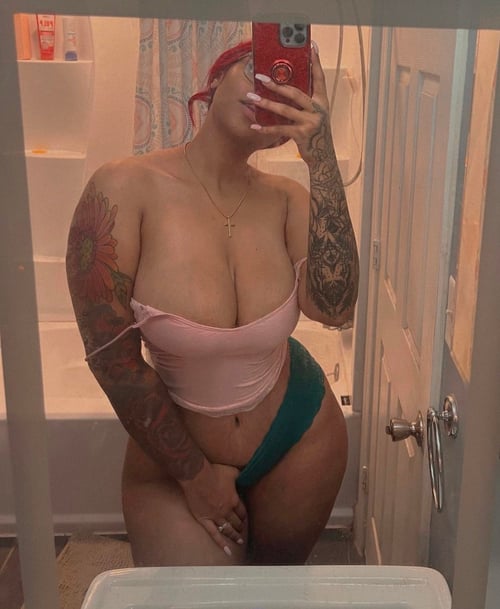 HELEN GUSTAVO SERVICES