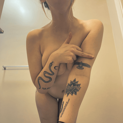 Hi!! I provide all kinds of massage and happy ending Incall and ou