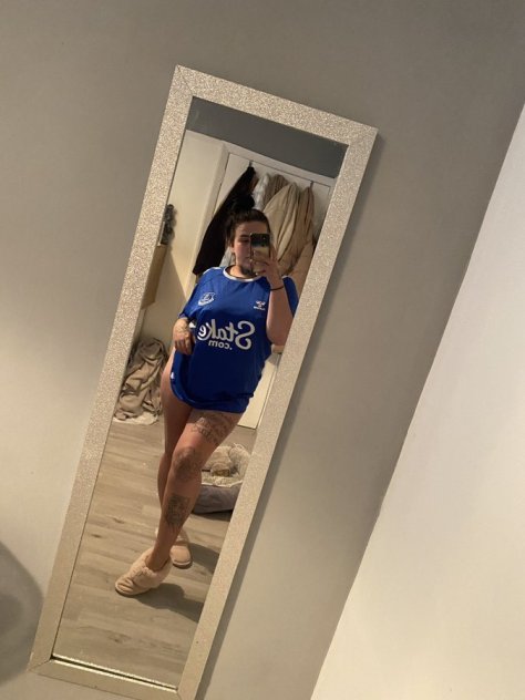 I'm available for Both incall and Outcall, Massage and Facetime show