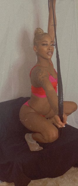 Petite Playmate❤️ Here 4 a Good Time Not a Long Time 🥰💕