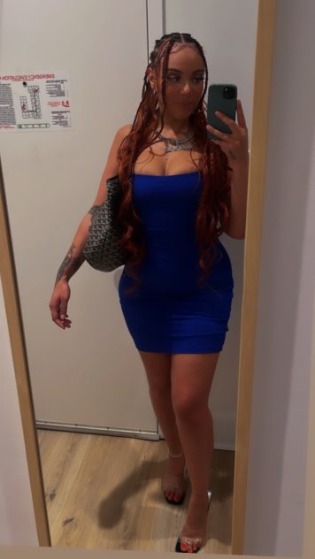 California Hottie in town for some fun 🤩 💗 👅