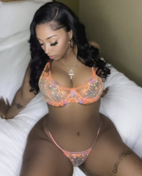 *Highly Reviewed* INCALL AVAILABLE NOW !!!