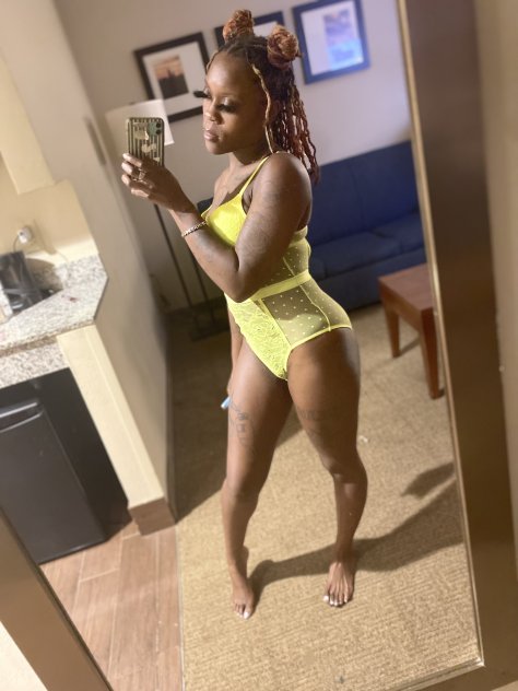 💦 Dripping wet *EXOTICGODDESS*💖 Cum see this Tight Chocolate 🍫 Body