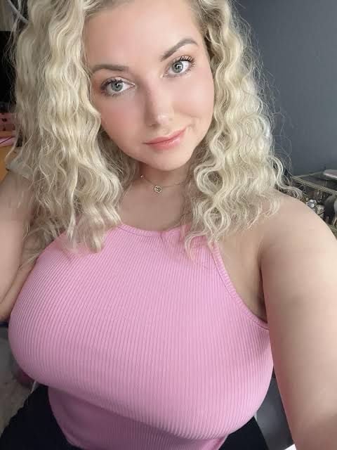 I'm Available 24/7 incall/outcall and car sex 🍑💦