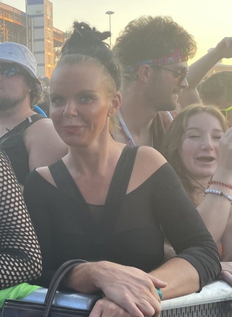 Lanaisafuckingslut