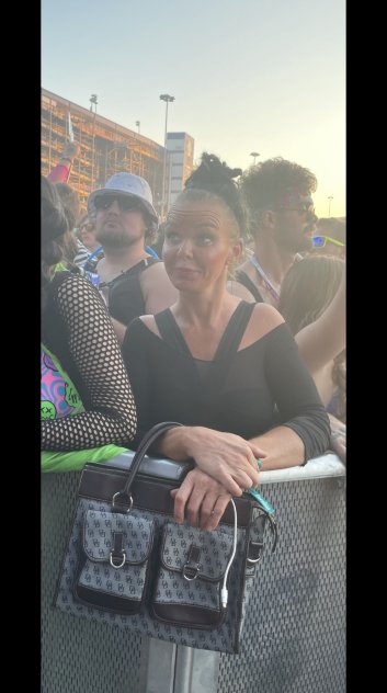 Lanaisafuckingslut
