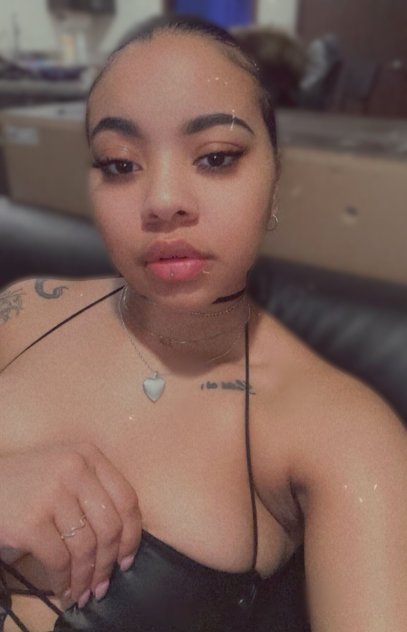 snapschat: MA235518 I’M AVAILABLE 24/7🥰❤️💯