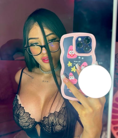 Escorts available 😍😍