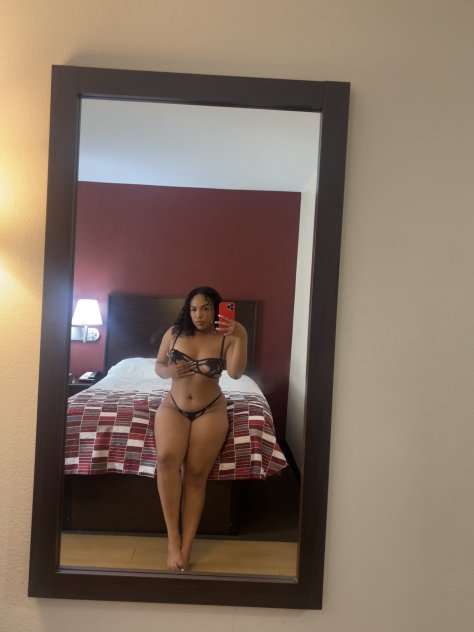Sexy Thick Exotic Latina