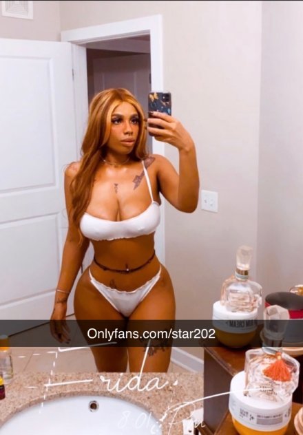 LandoverNewcarrolton/ 📍Curvy VIP Exotic Companion 🥰 Sweet like Honey