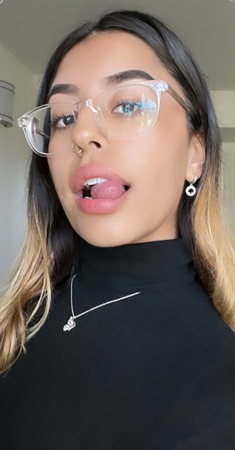 I’m available for FaceTime,body massage and meet up