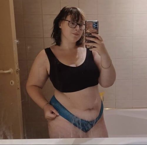👅I am available for any type of fun wet 💦,juicy 👅 and tight😍