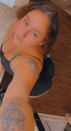 Thick, Sexy Curvy 100% REAL HERE FOR LIMITED TIME ONLY