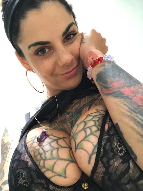 I’M AVAILABLE FOR HOOKUP FULL SERVICE WITH NO RESTRICTION VERY ROMANTIC AND SEX