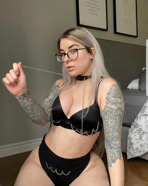 I’m Available both Incall/Outcall in Biloxi 😘