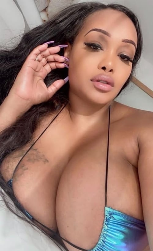 I’m available for hookup 💯 No scam 🔞🚫 No Law Enforcement ⛔️