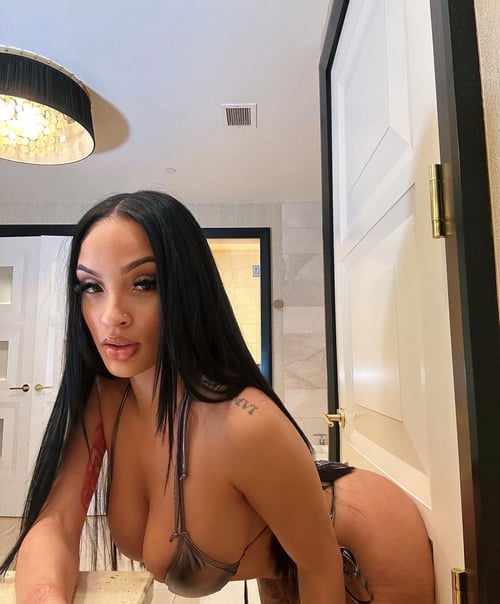 Sweetest and hottest in town to Fuck you good