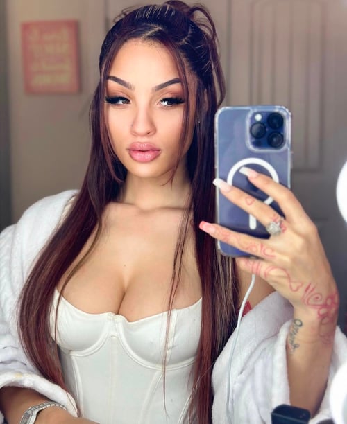 LOOKING🍭4🍬D🍦SWEETEST🍼MILKY💦JUICY🌧WET🍇**🍓SEND A DM