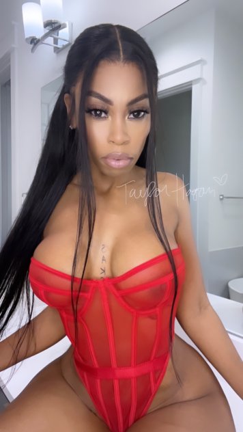 🥂IG- WELOVETAYLORHOGAN🥂