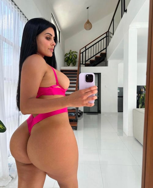I’m Lily! sexy, hotty NEW in Town. Massage and more