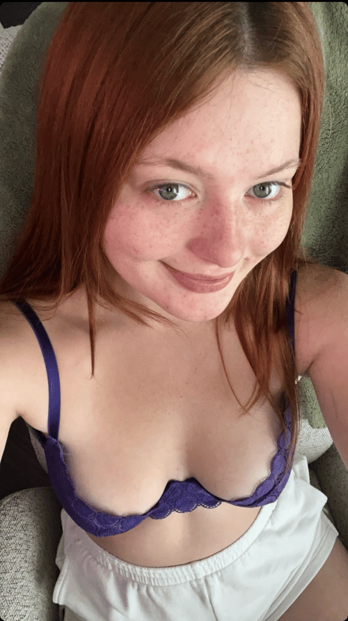 I'm always down to chill, ready for a discreet and no-strings-attached Meet up .