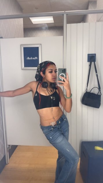 I’m available for both incall or outcall service