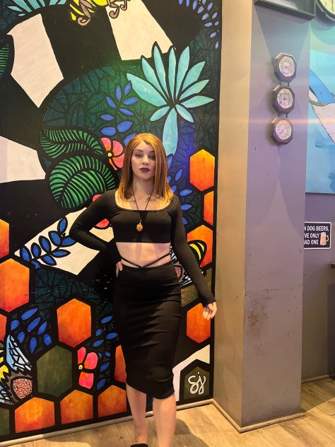 Petite Cali girl limited time only read before calling
