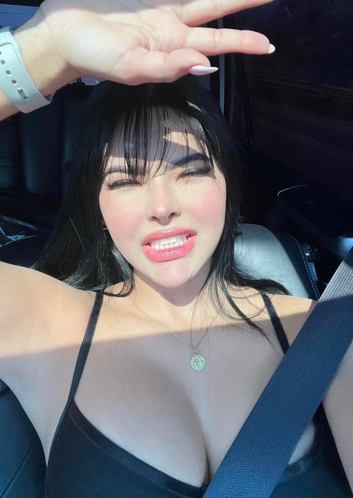 HMU for Hookup and contents 4 sale🍑 🍆💦insta:bigmariah0177 Text📞:2819328911
