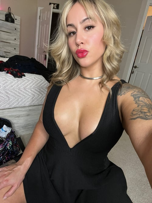 Down to fuck💦💦💦💦
