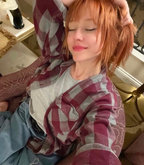 MASSAGE THERAPIST