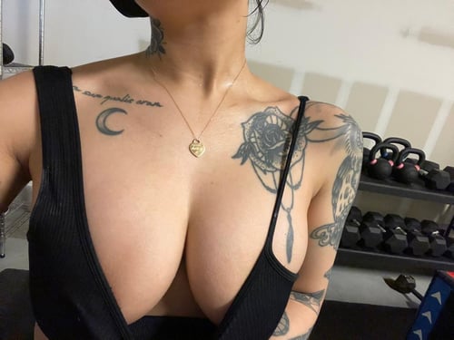 I’m available for hookup, incalls or outcalls service 559 565 5607