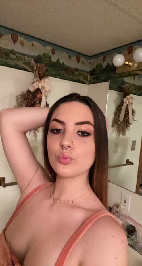 I’m Available For Premium Hookups ONLY!! HMU Let’s get Nasty +1 (361) 463-7672