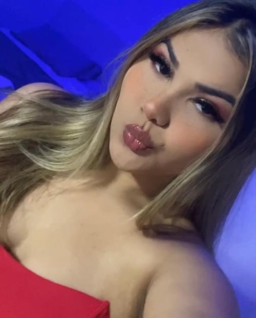 Add me on Snapchat rousey22780 I do FaceTime fun, and am available for