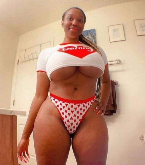 Busty biG booty KinKy Freak Intown