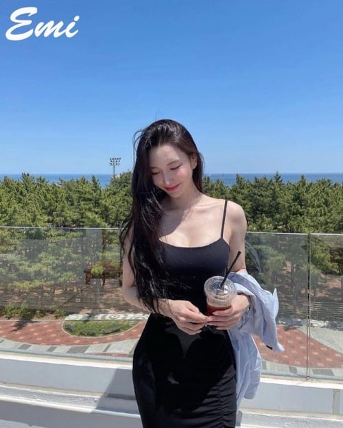 Hot Petite Korean Babe near Waikiki