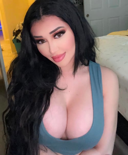 Escorts available for hookup service