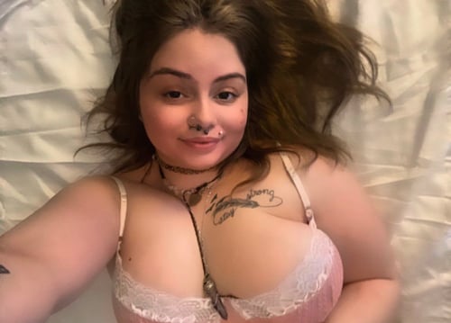 Snapchat: jaybeee8217 ❌ ⭕Nuru❌ ⭕GFE❌ ⭕B2B❌ ⭕69❌ ⭕Kissing licking BBBJ BBFS”
