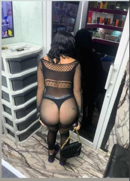 Hello 👋🤗 am babychristal 💋 only call me or text me I'm available,