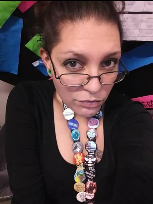 Hey baby I’m available for fun