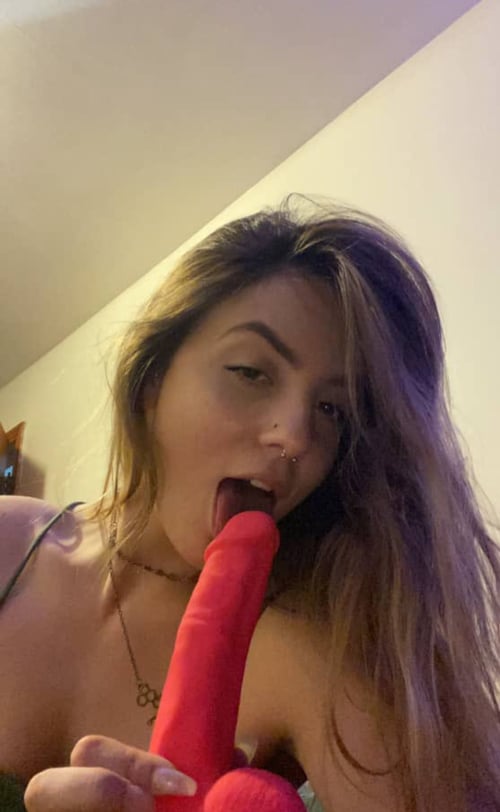 HMU FOR THE BEST MOMENT OF YOUR LIFE 💦👅🍆